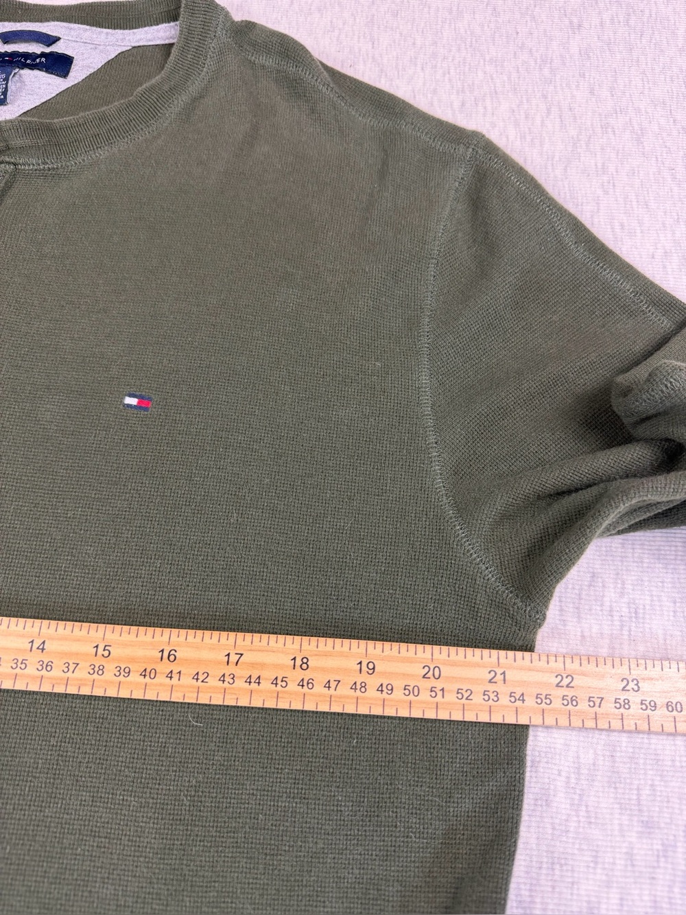 Tommy Hilfiger Men’s XL Olive Green Waffle Knit Henley Long Sleeve Shirt Y2K - Picture 8 of 9